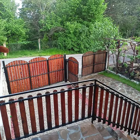 Vikendica I Hs Pirot