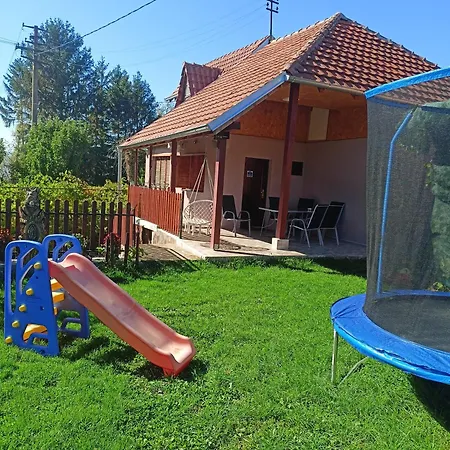 Vikendica I Hs בית נופש *